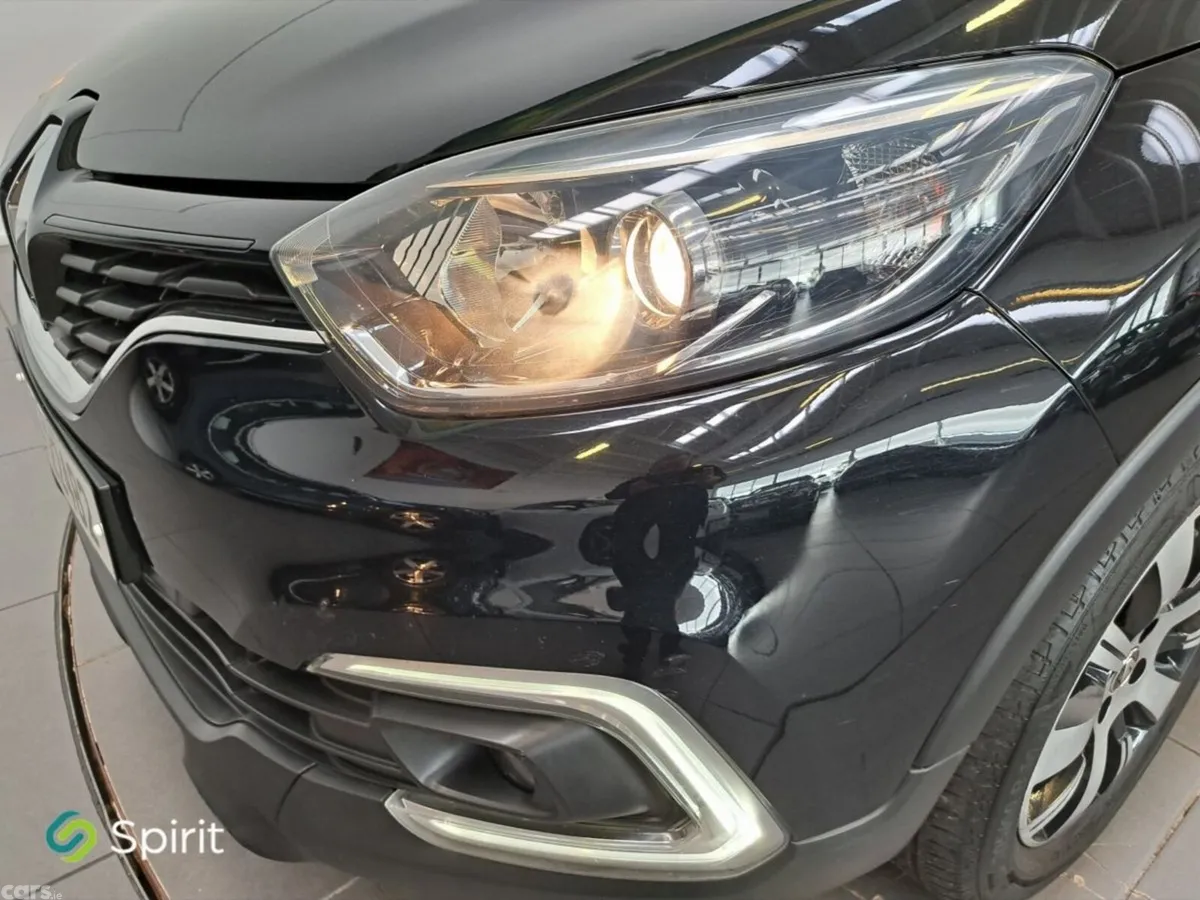 Renault Captur Hatchback, Petrol, 2018, Black