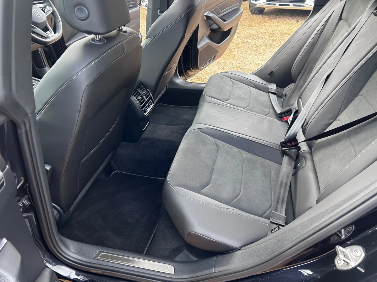 Volkswagen Arteon Hatchback, Diesel, 2024, Black