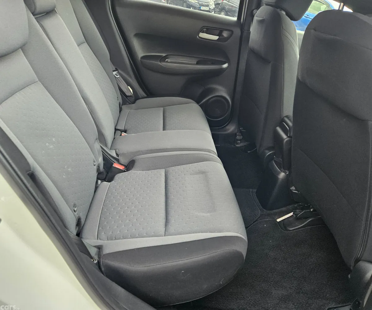 Honda Fit Hatchback, Petrol Hybrid, 2021, White