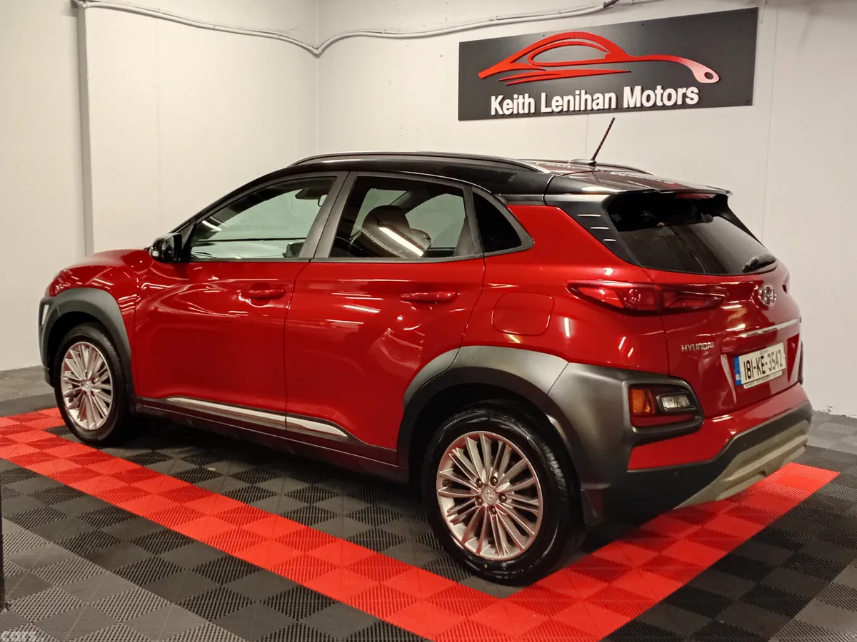 Hyundai KONA MPV, Petrol, 2018, Red