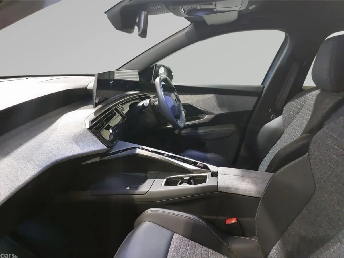 Peugeot 3008 SUV, Petrol Hybrid, 2025, Blue