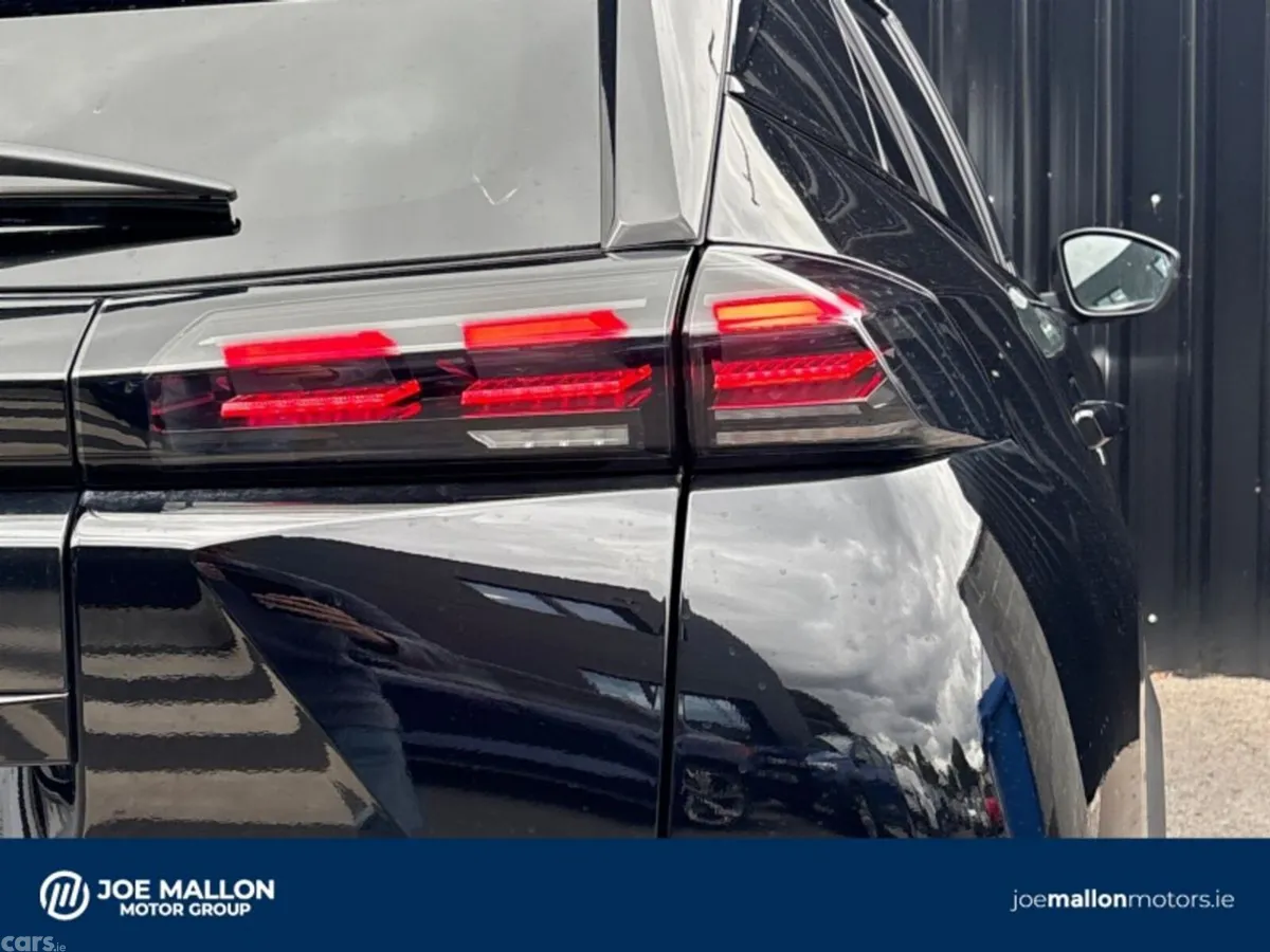 Peugeot 2008 MPV, Petrol, 2026, Black