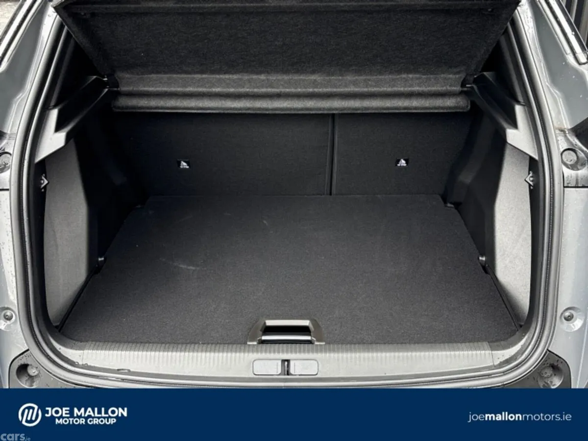 Peugeot 2008 MPV, Electric, 2026, Grey