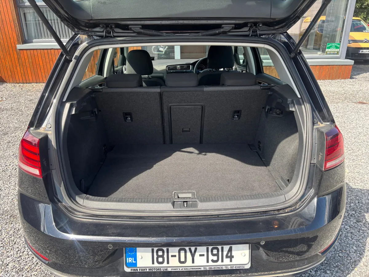 Volkswagen Golf Hatchback, Petrol, 2018, Black