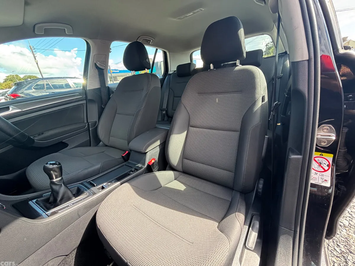 Volkswagen Golf Hatchback, Petrol, 2018, Black