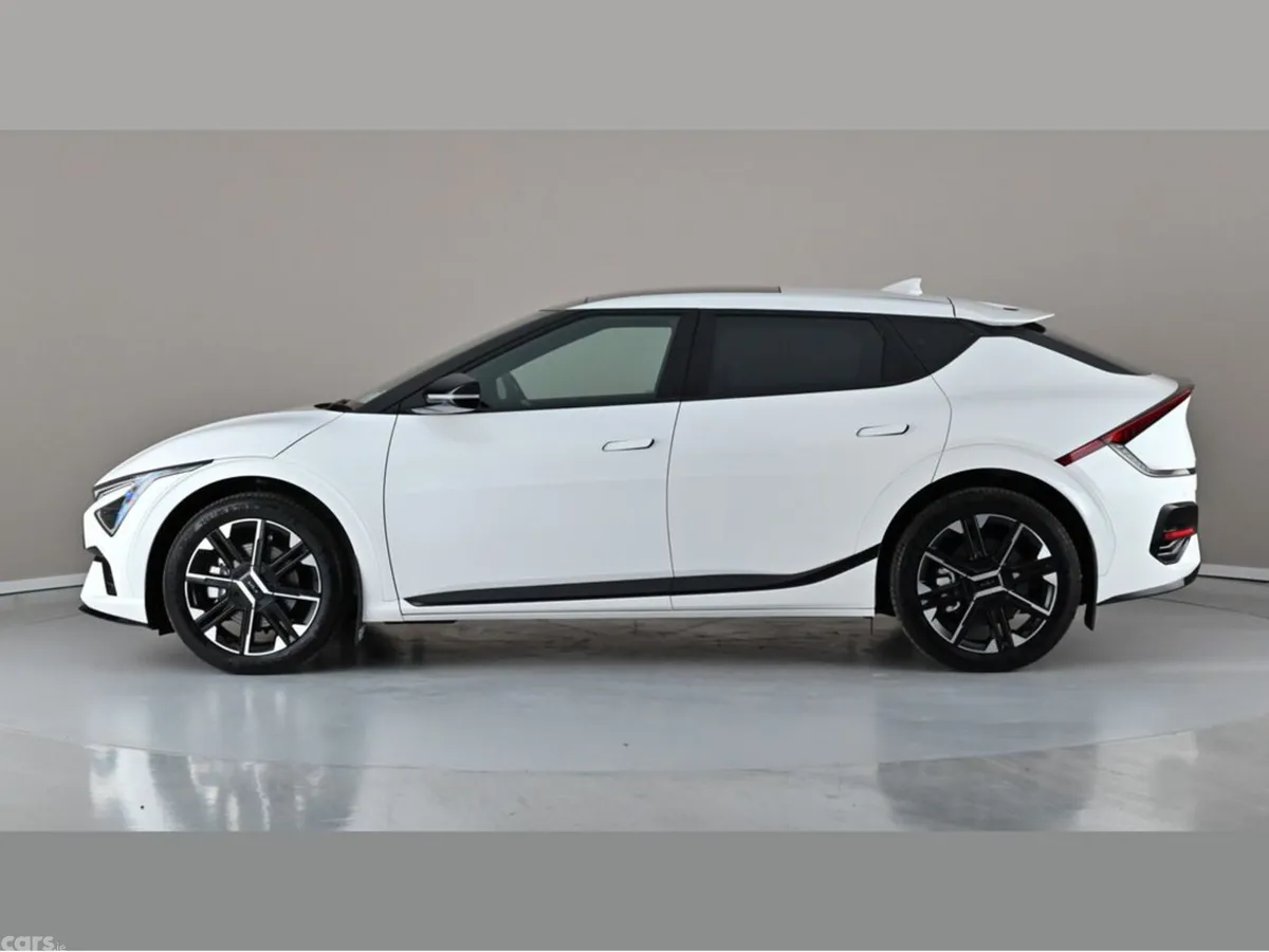 Kia EV6 MPV, Electric, 2026, White