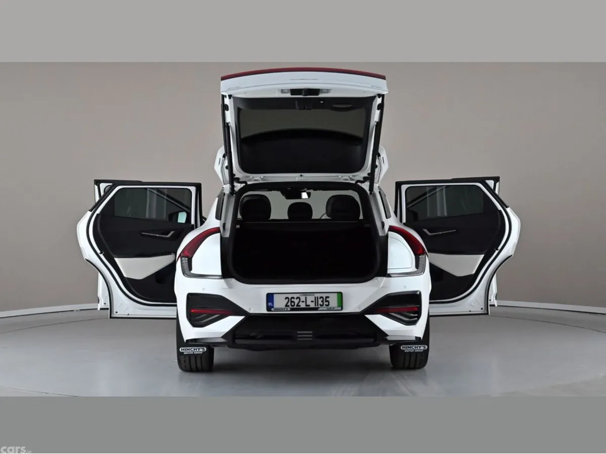 Kia EV6 MPV, Electric, 2026, White