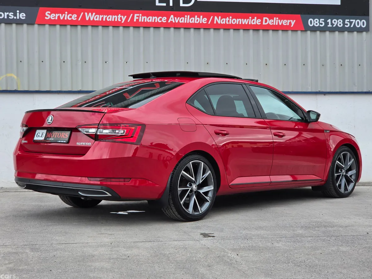 Skoda Superb Saloon, Diesel, 2019, Red