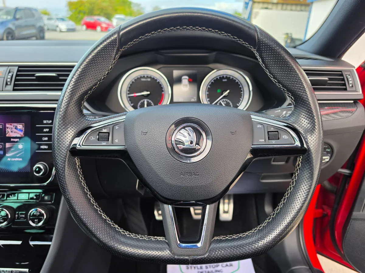 Skoda Superb Saloon, Diesel, 2019, Red