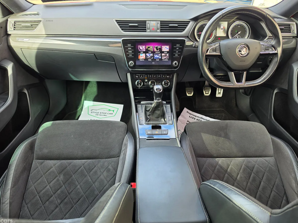Skoda Superb Saloon, Diesel, 2019, Red