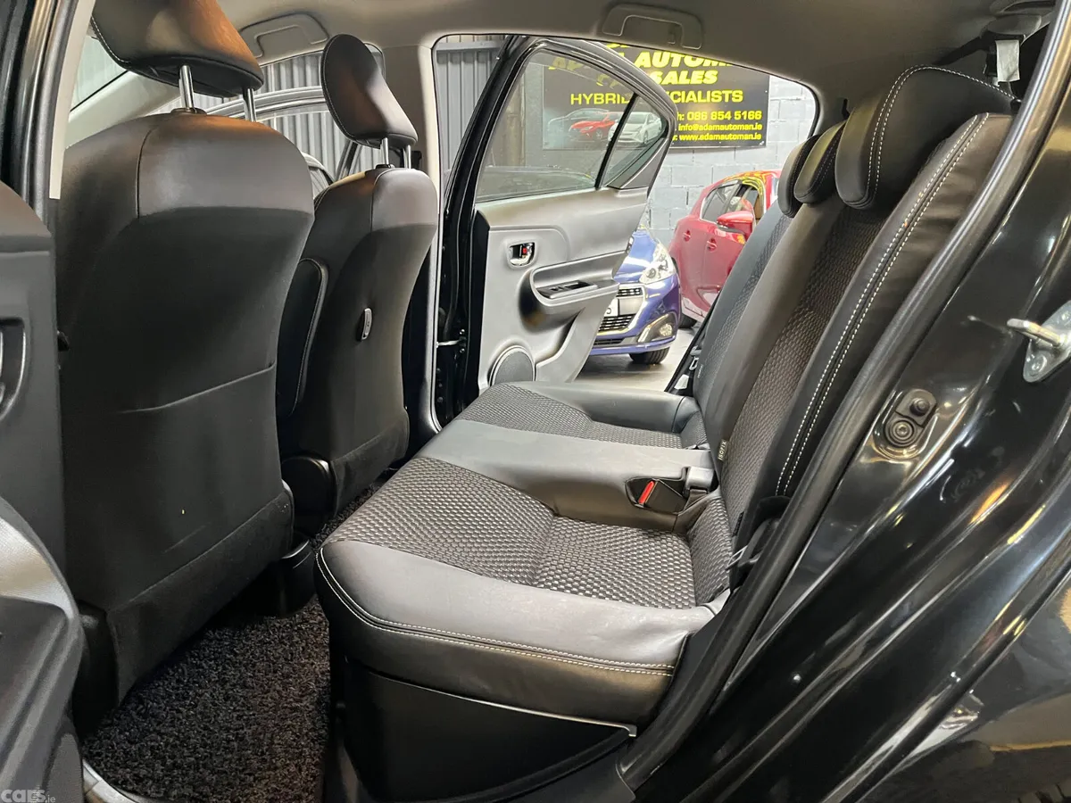 Toyota Aqua Hatchback, Petrol Hybrid, 2016, Black