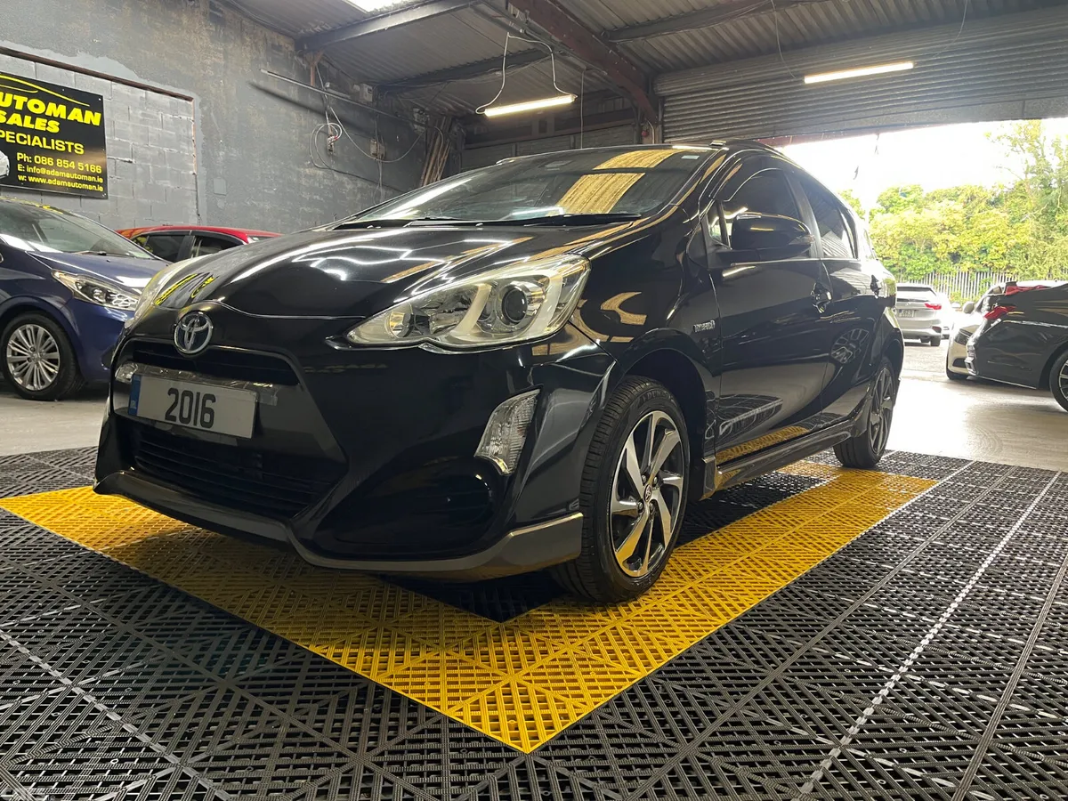 Toyota Aqua Hatchback, Petrol Hybrid, 2016, Black
