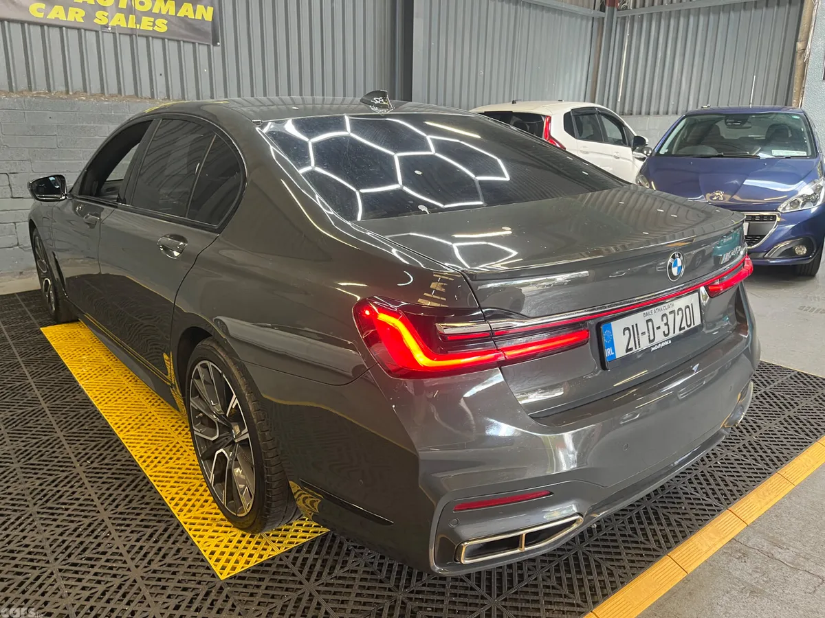 BMW 7-Series Saloon, Petrol Plug-in Hybrid, 2021, Grey