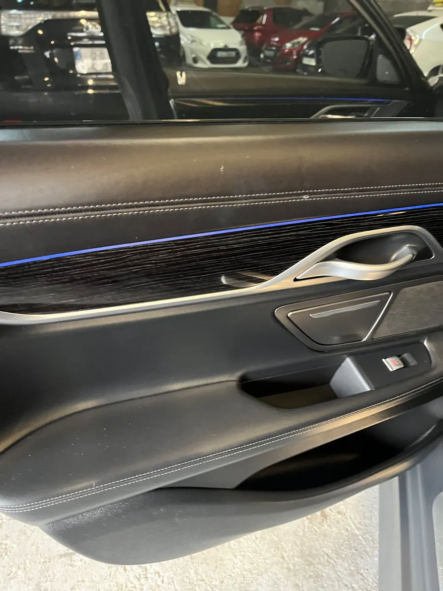 BMW 7-Series Saloon, Petrol Plug-in Hybrid, 2021, Grey