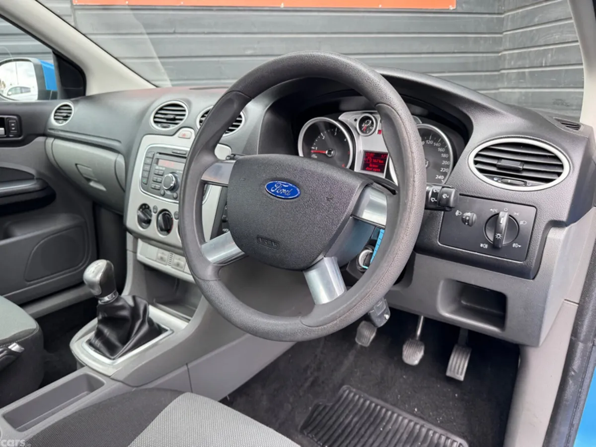 Ford Focus Hatchback, Diesel, 2011, Blue