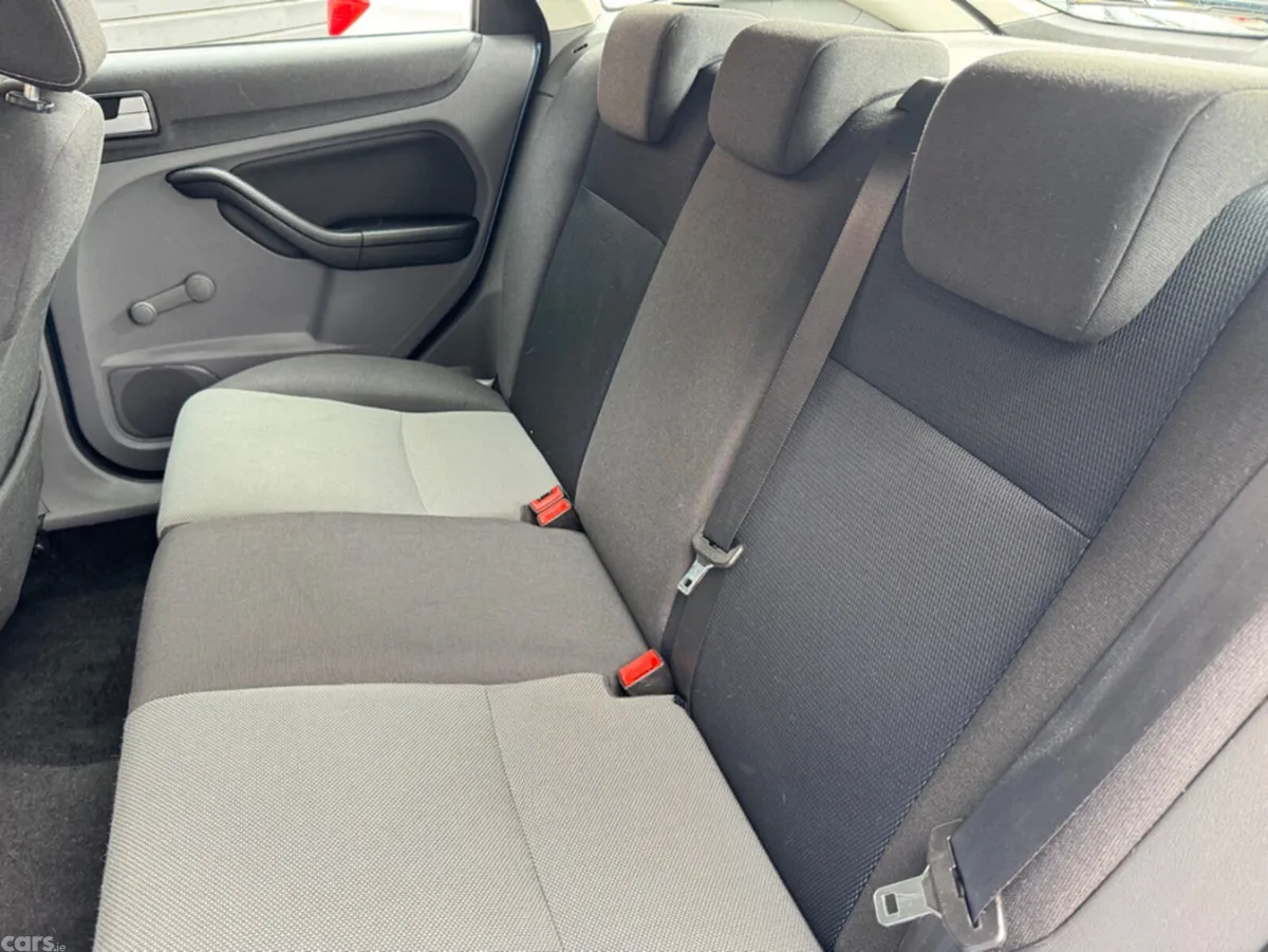 Ford Focus Hatchback, Diesel, 2011, Blue