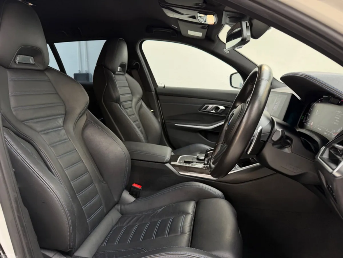 BMW 3-Series Estate, Diesel, 2021, White