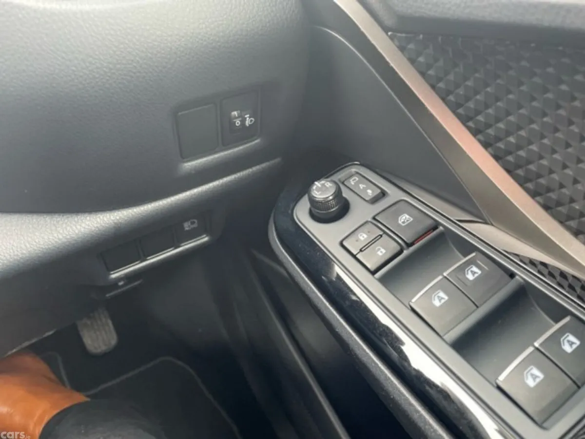 Toyota C-HR SUV, Petrol Hybrid, 2019, Grey