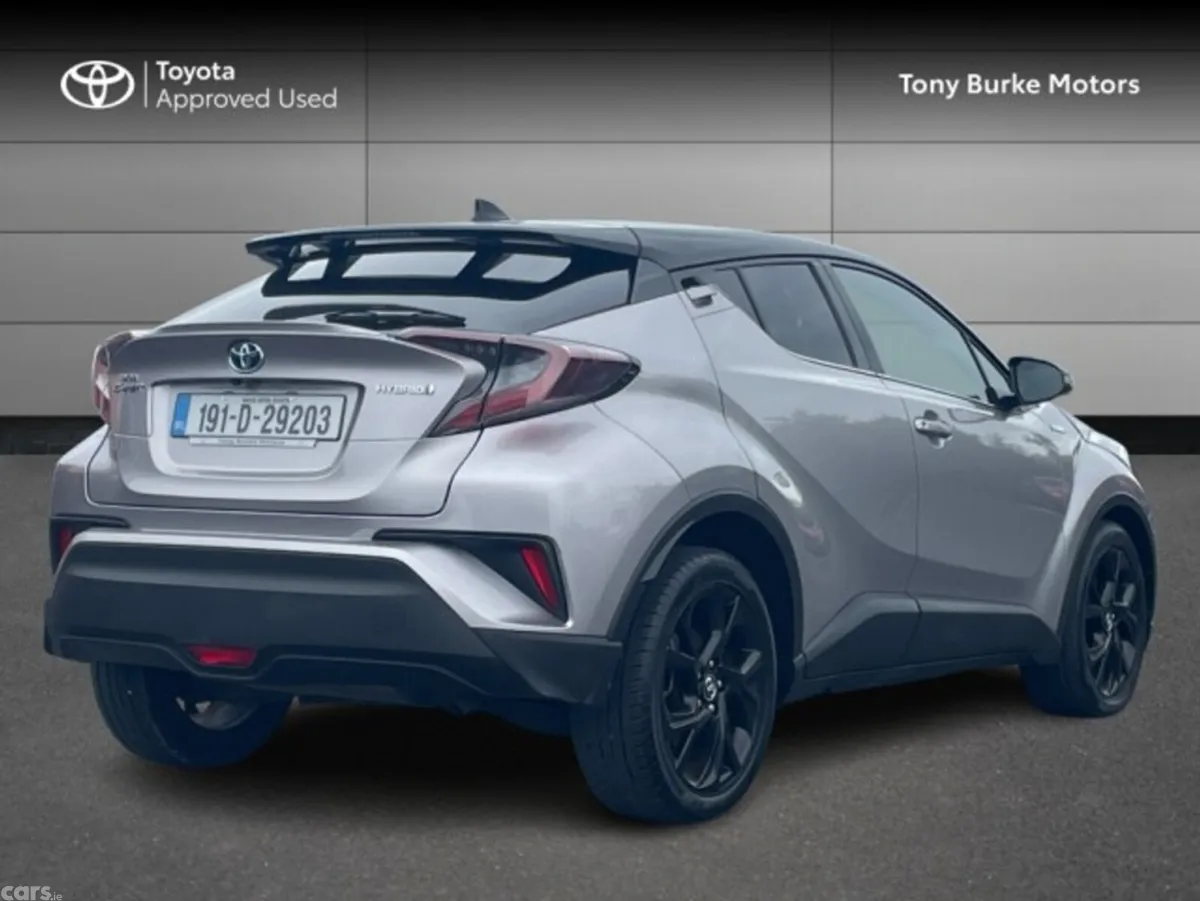 Toyota C-HR SUV, Petrol Hybrid, 2019, Grey