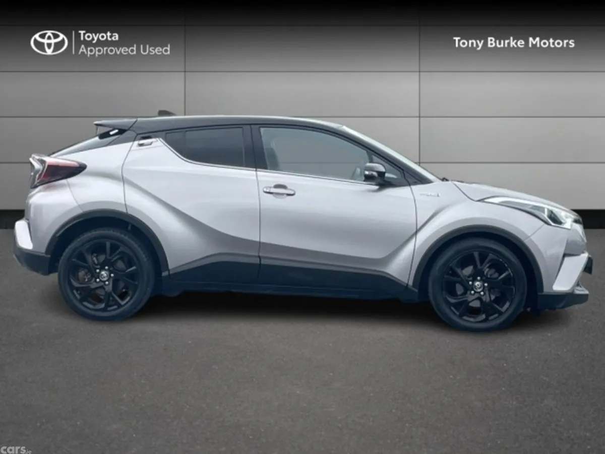 Toyota C-HR SUV, Petrol Hybrid, 2019, Grey