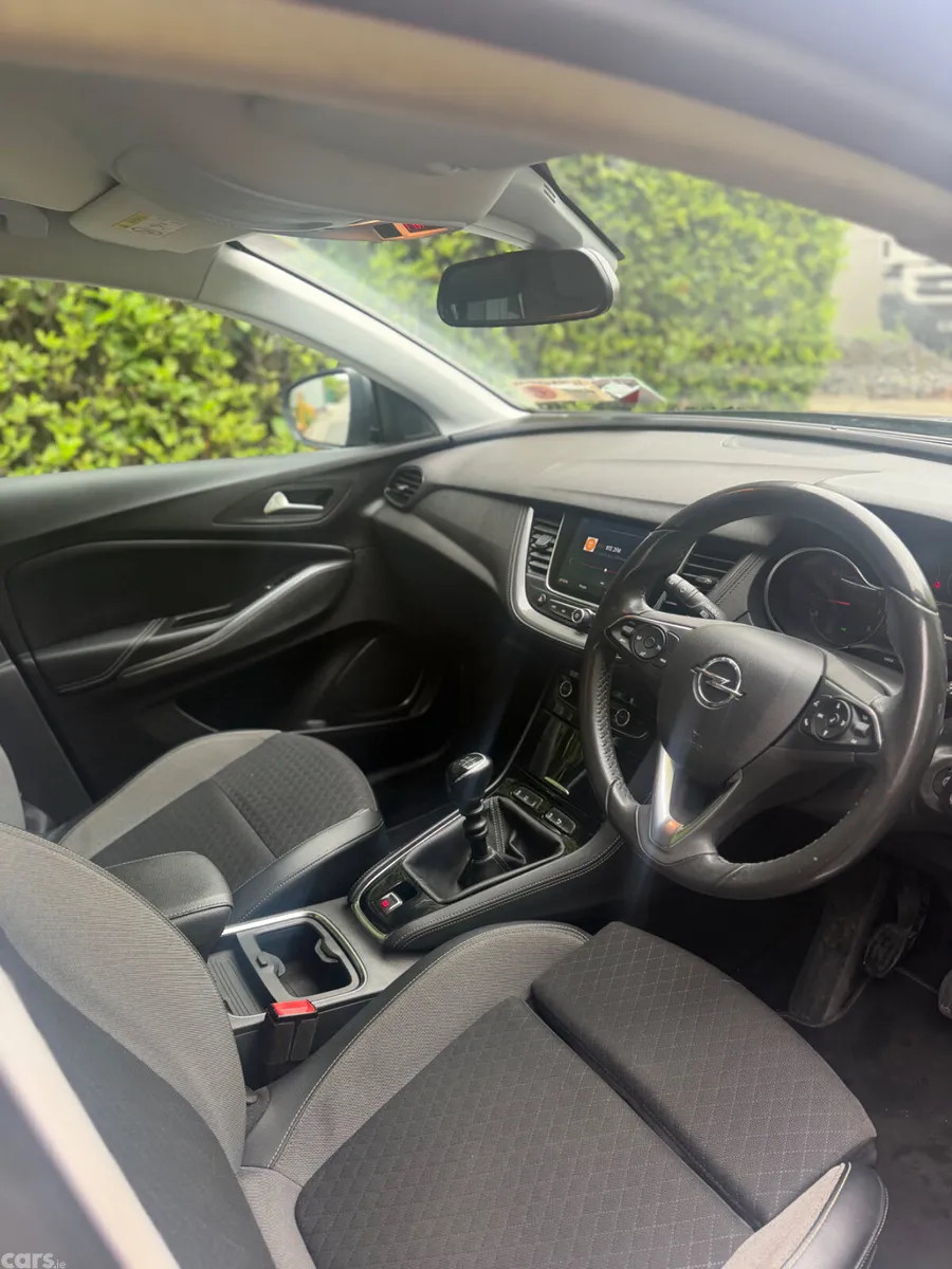 Opel Grandland X SUV, Petrol, 2019, Grey