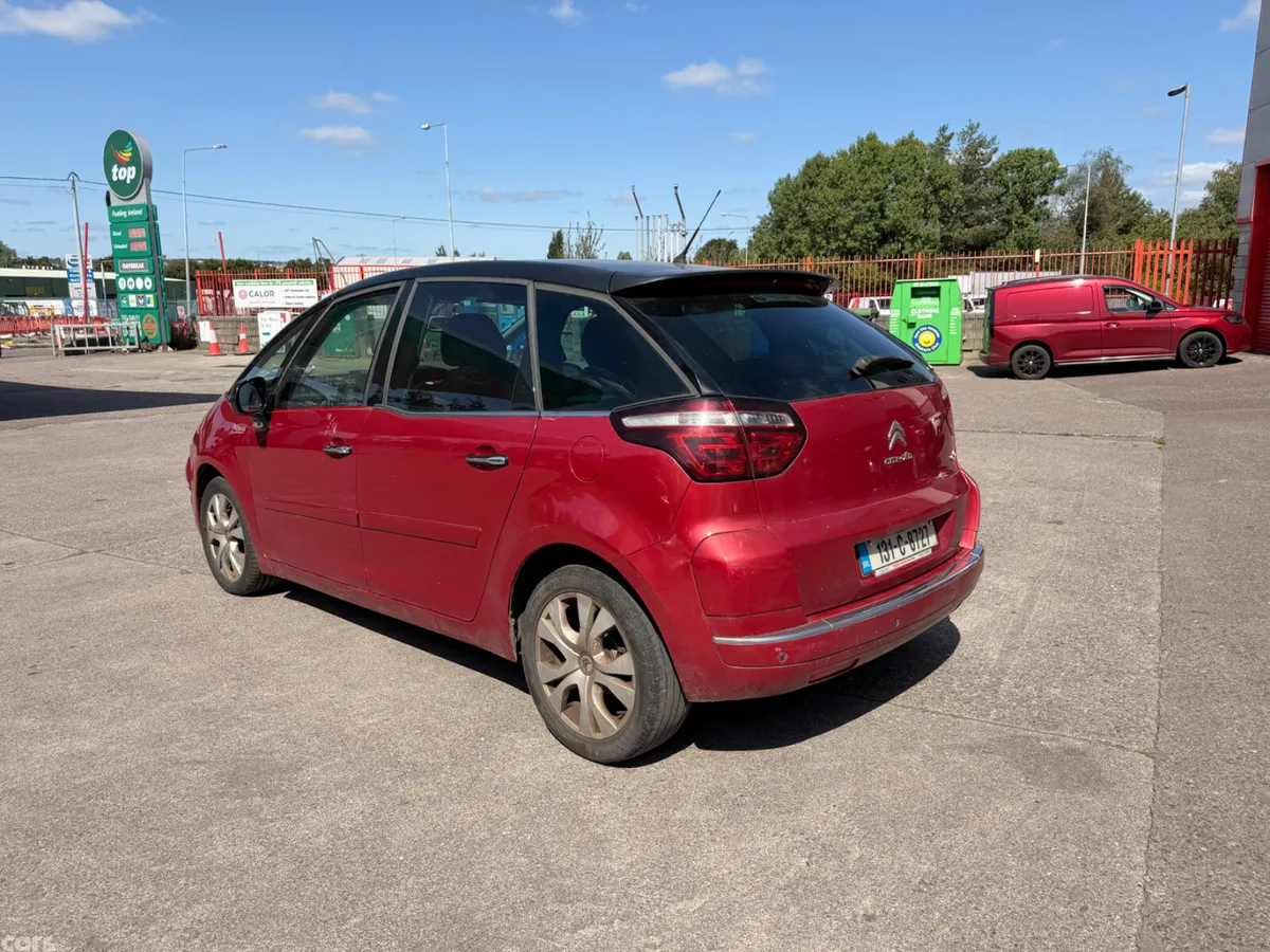 Citroen C4 Picasso MPV, Diesel, 2013, Red
