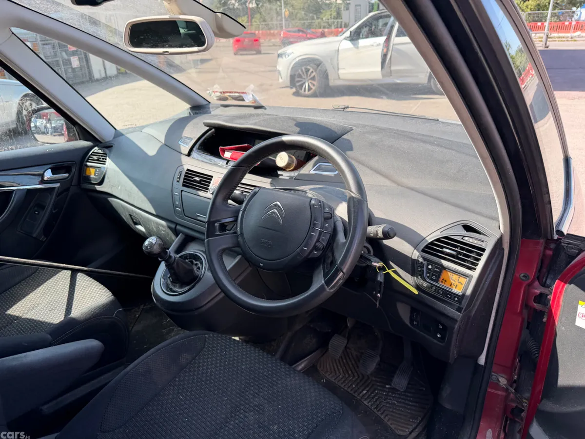 Citroen C4 Picasso MPV, Diesel, 2013, Red