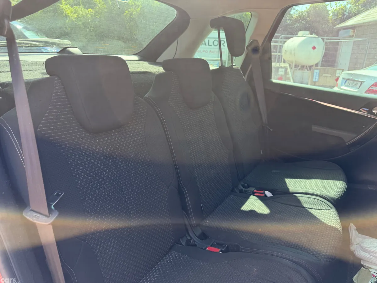 Citroen C4 Picasso MPV, Diesel, 2013, Red