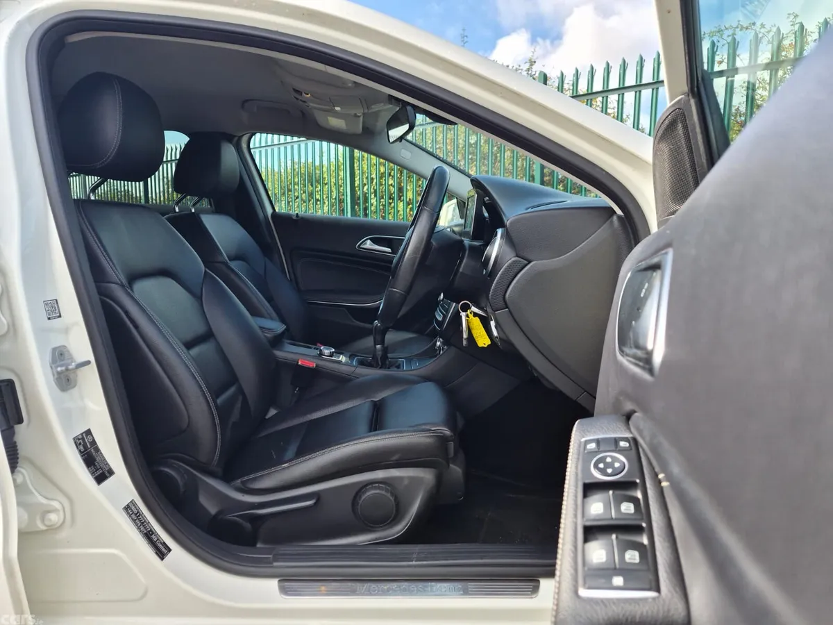 Mercedes-Benz A-Class Hatchback, Diesel, 2016, White