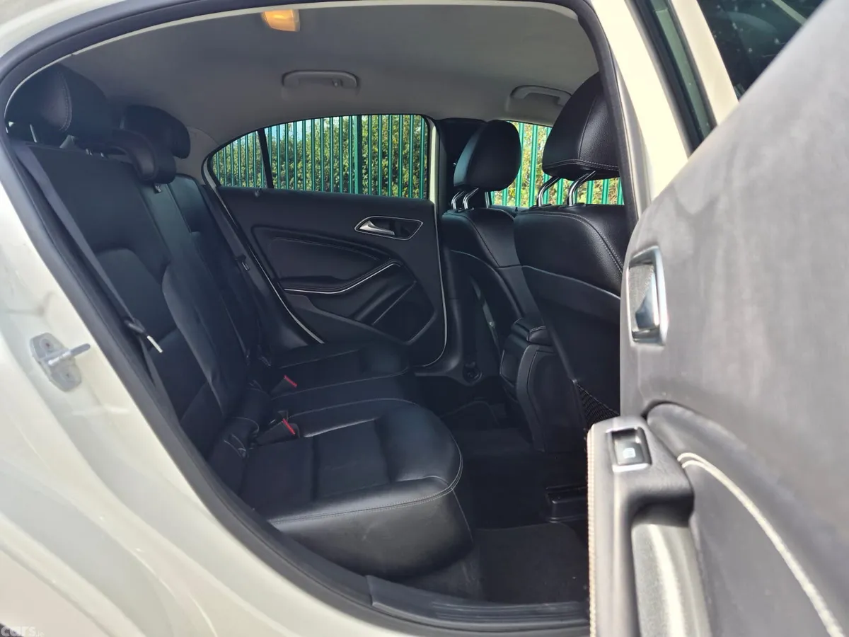 Mercedes-Benz A-Class Hatchback, Diesel, 2016, White