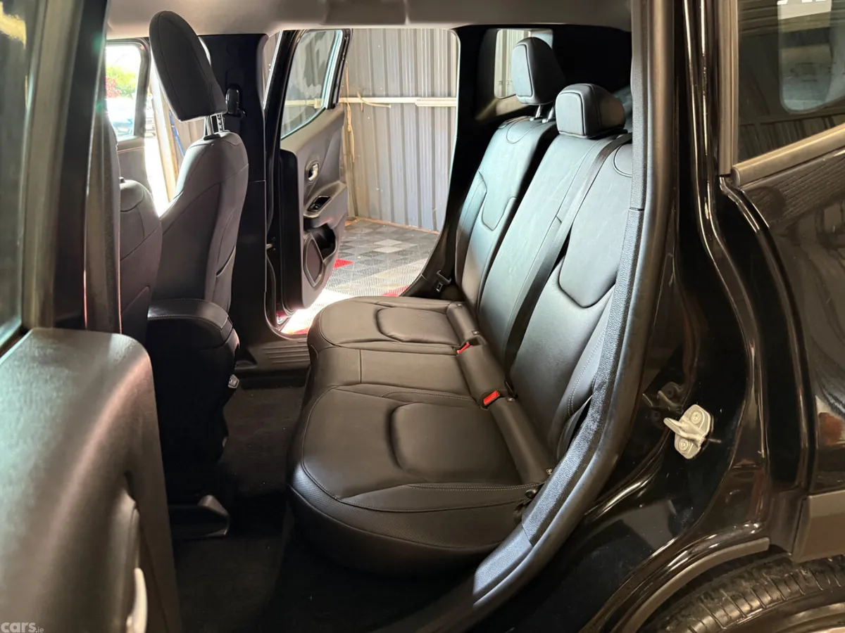 Jeep Renegade SUV, Petrol, 2021, Black