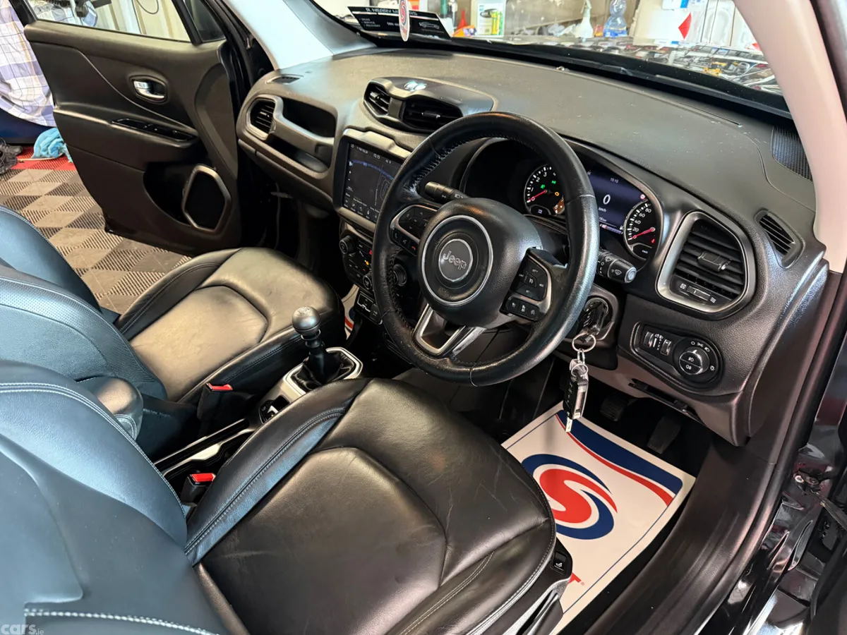 Jeep Renegade SUV, Petrol, 2021, Black