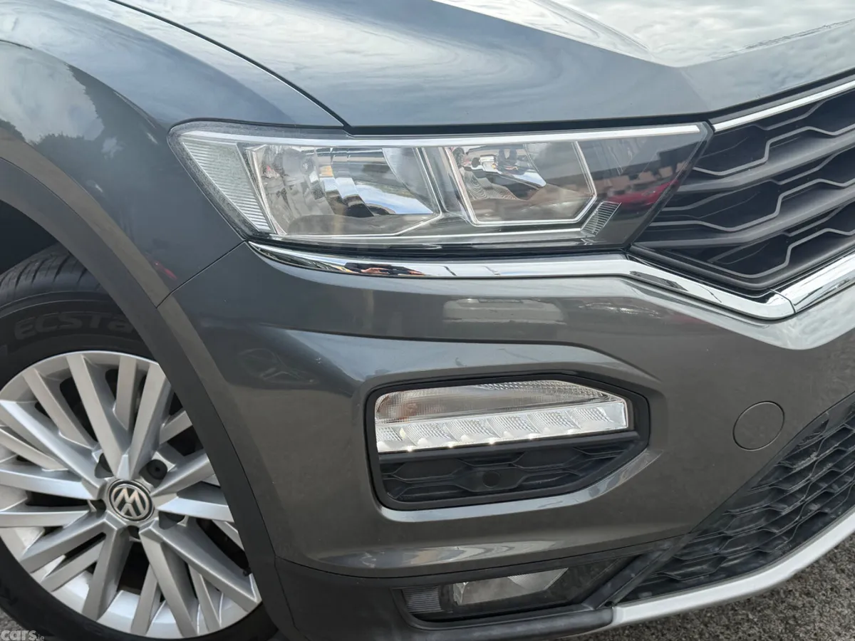 Volkswagen T-Roc SUV, Diesel, 2019, Grey