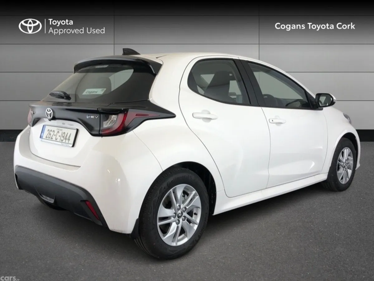 Toyota Yaris Hatchback, Petrol Hybrid, 2026, White