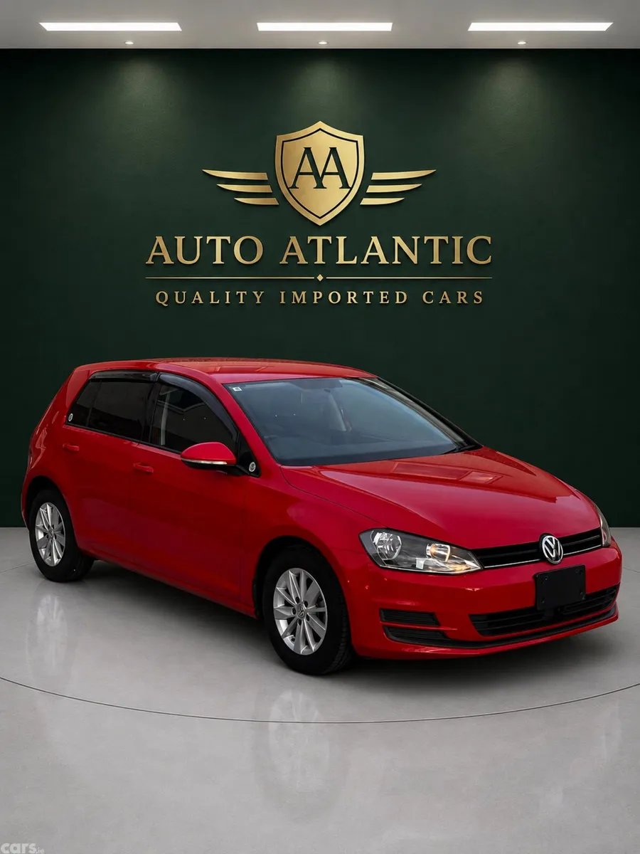 Volkswagen Golf Hatchback, Petrol, 2014, Red
