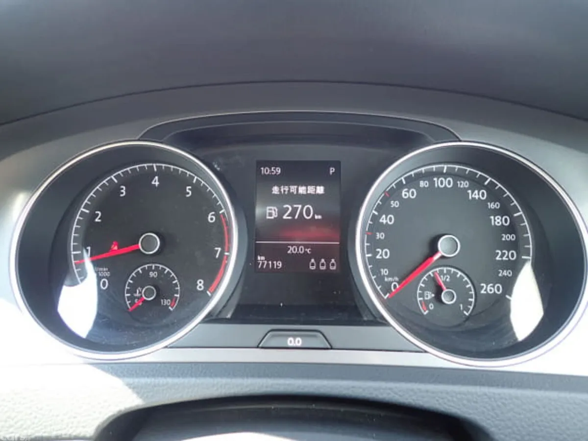 Volkswagen Golf Hatchback, Petrol, 2014, Red