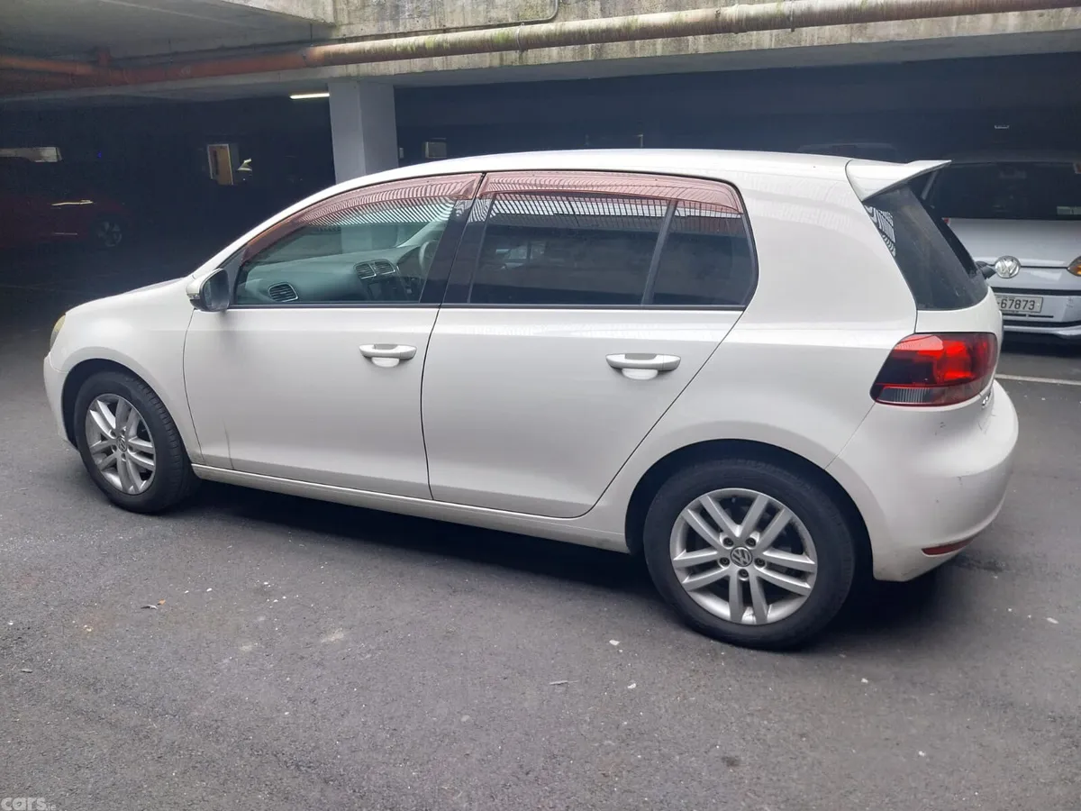 Volkswagen Golf Hatchback, Petrol, 2012, White