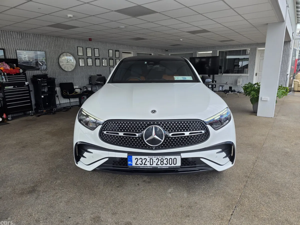 Mercedes-Benz GLC SUV, Diesel Plug-in Hybrid, 2023, White