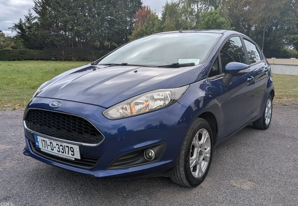 Ford Fiesta Hatchback, Petrol, 2017, Blue