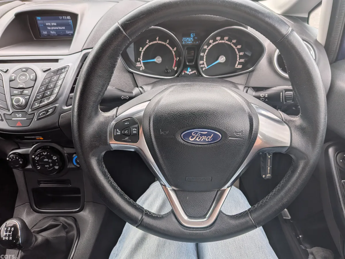 Ford Fiesta Hatchback, Petrol, 2017, Blue