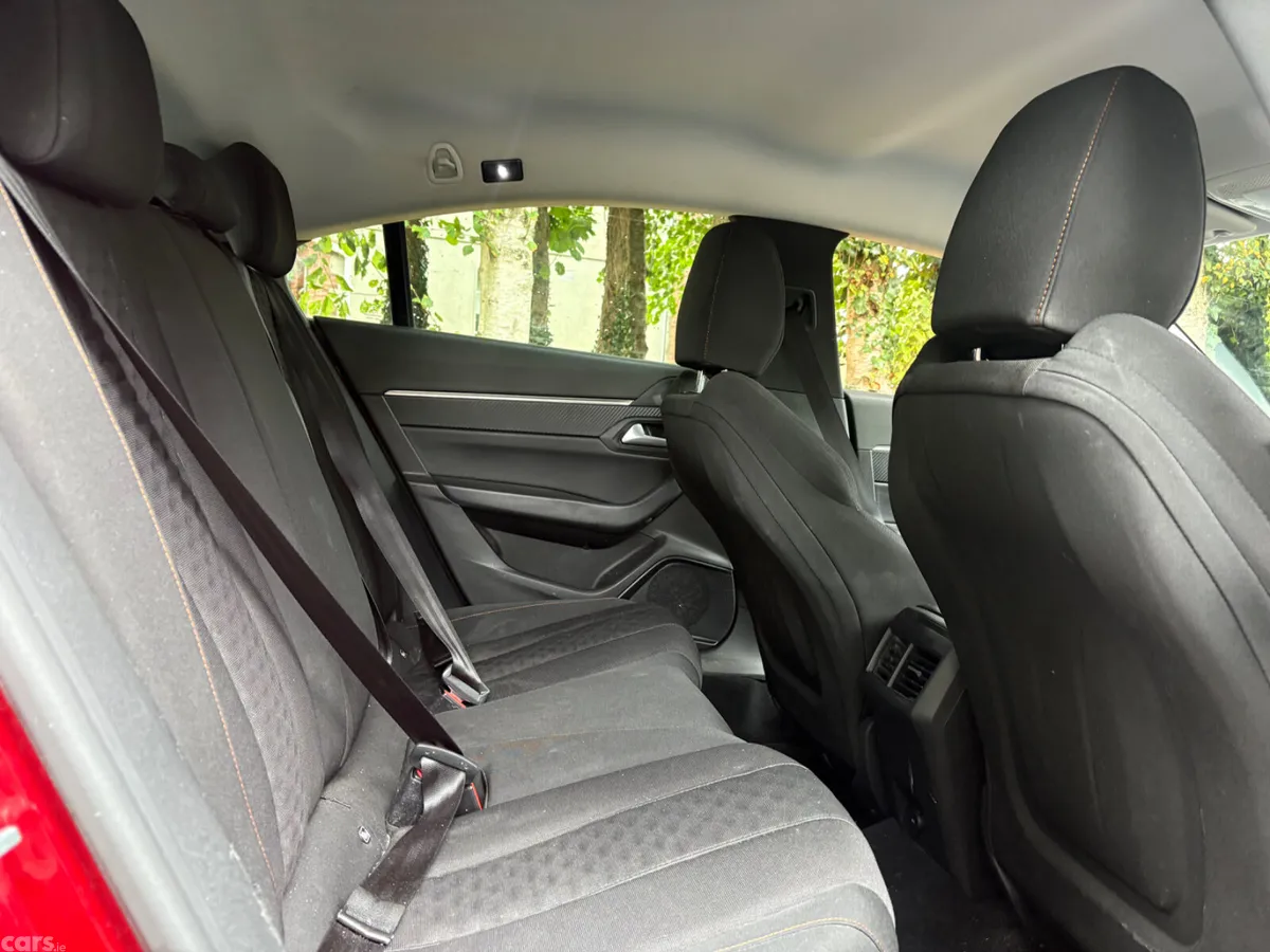Peugeot 508 Hatchback, Diesel, 2019, Red