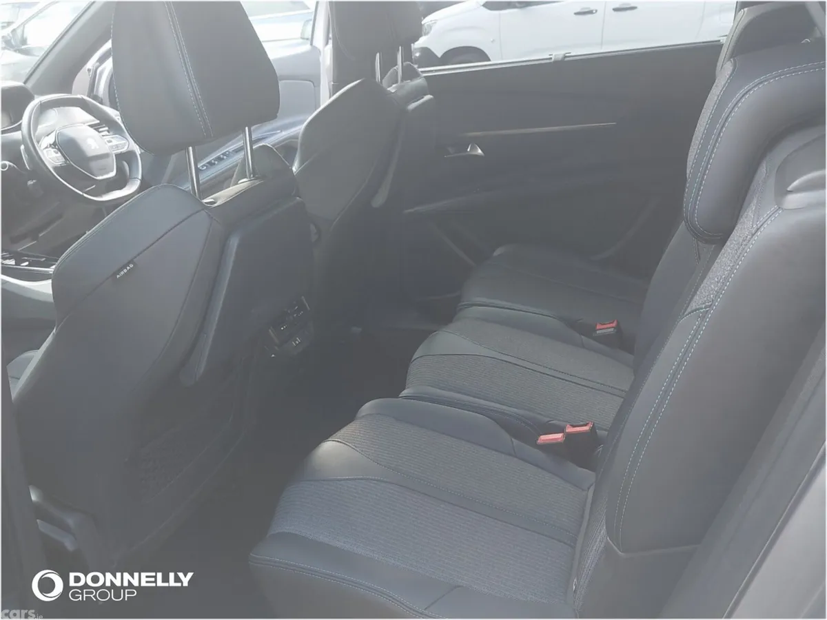 Peugeot 5008 Estate, Diesel, 2023, Grey