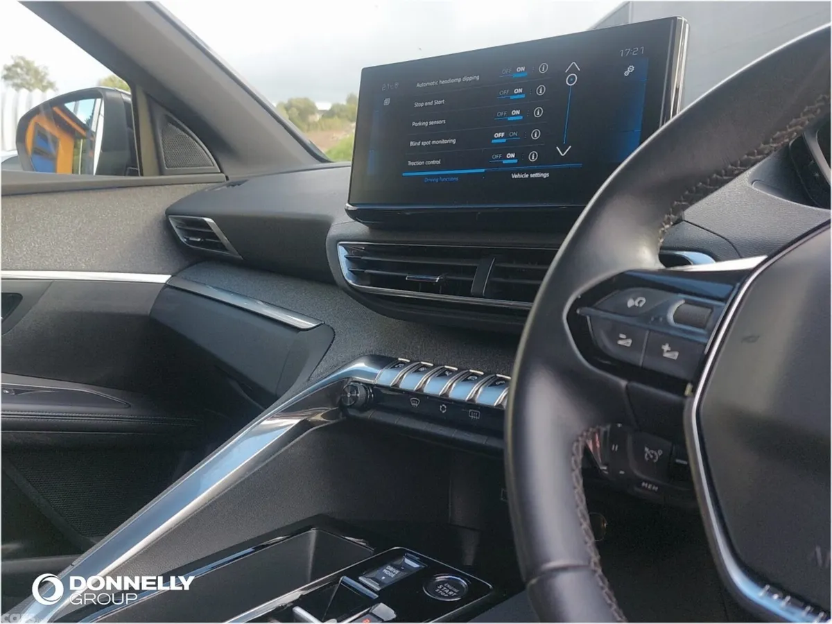 Peugeot 5008 Estate, Diesel, 2023, Grey