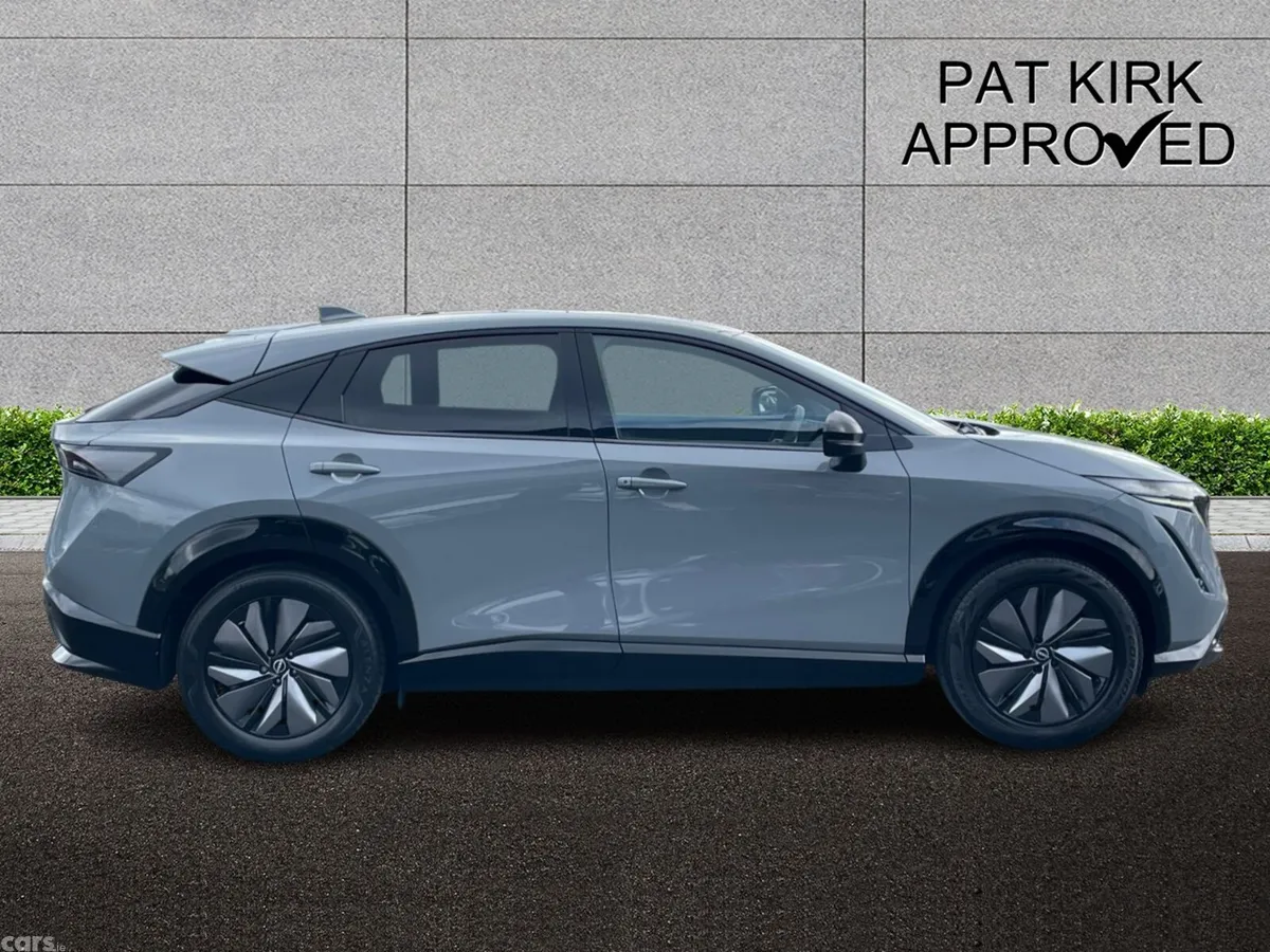 Nissan Ariya Hatchback, Electric, 2023, Grey