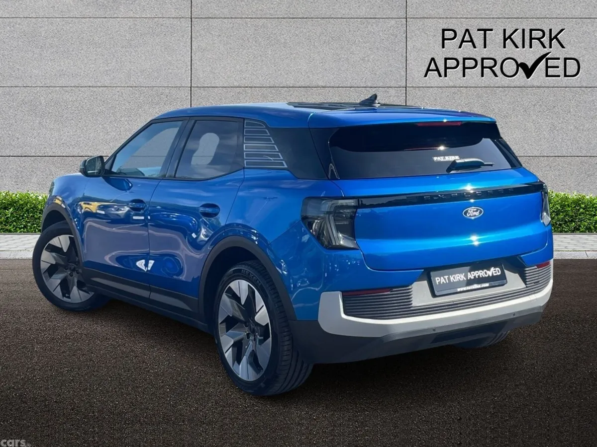 Ford Explorer Estate, Electric, 2025, Blue