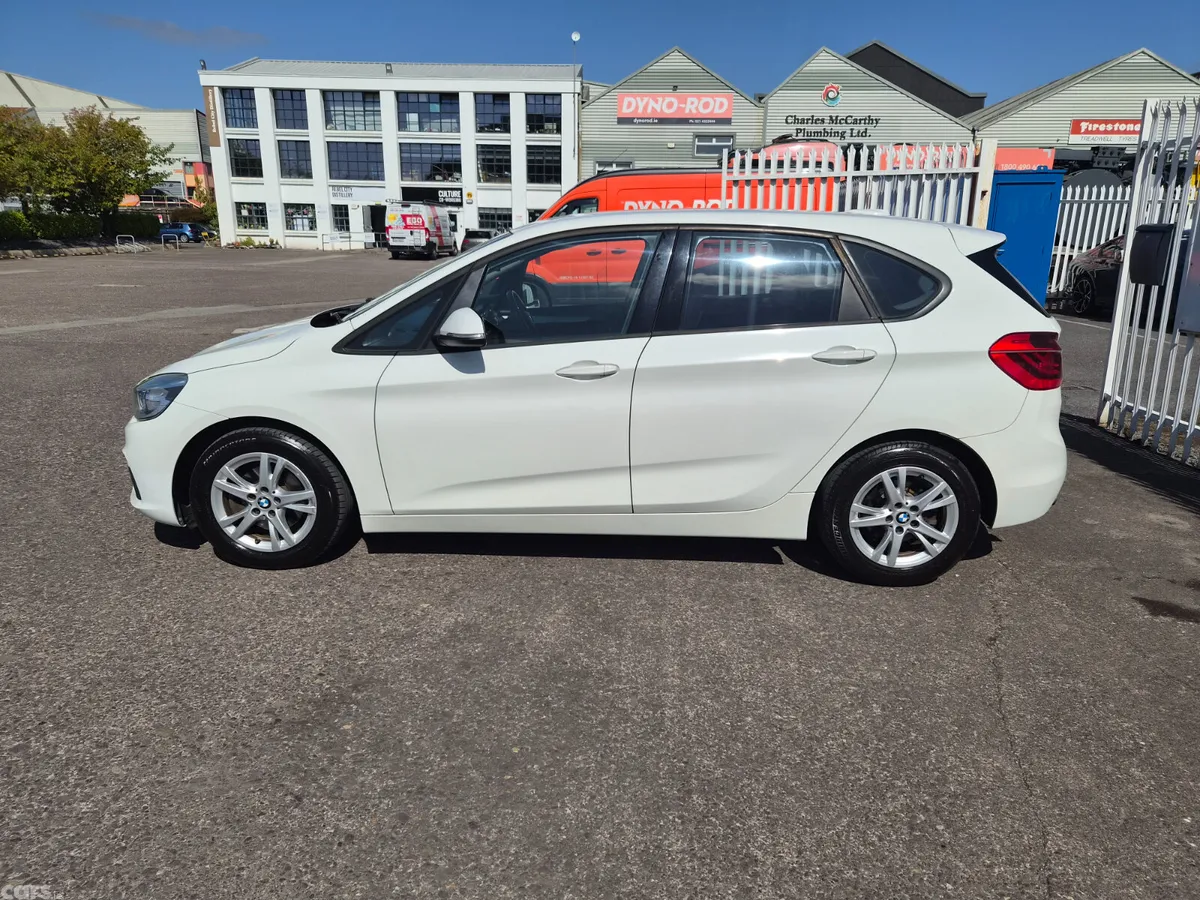 BMW 2-Series Hatchback, Diesel, 2017, White