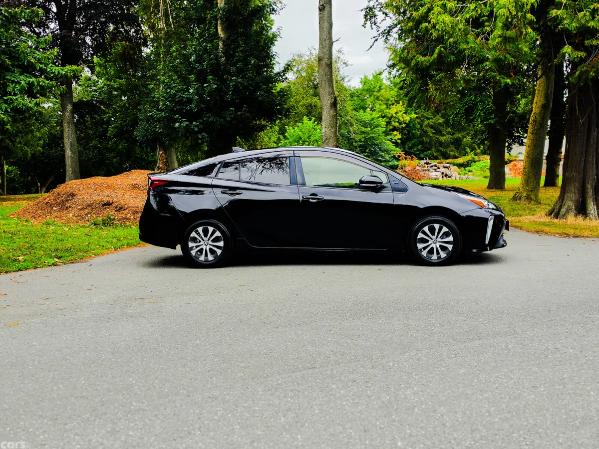 Toyota Prius Saloon, Petrol Hybrid, 2020, Black