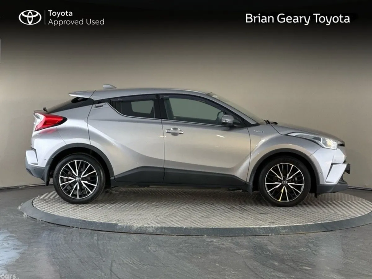 Toyota C-HR SUV, Petrol Hybrid, 2017, Grey