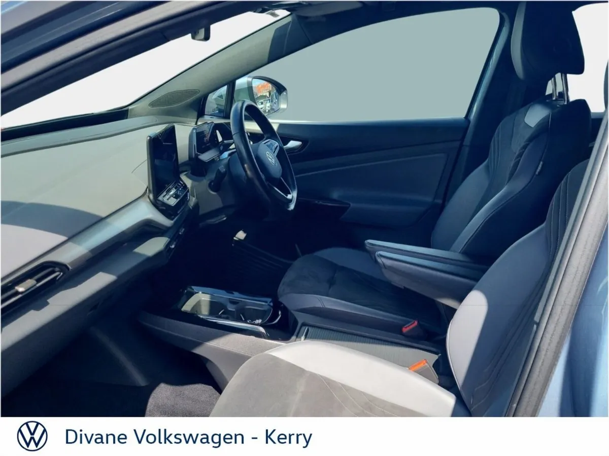 Volkswagen ID.4 SUV, Electric, 2022, Blue