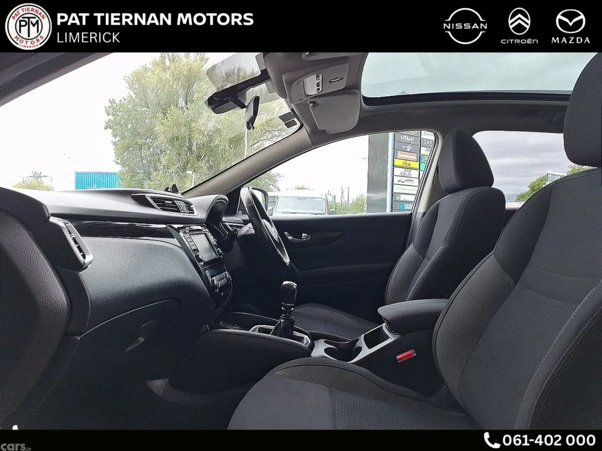 Nissan Qashqai MPV, Petrol, 2019, Black